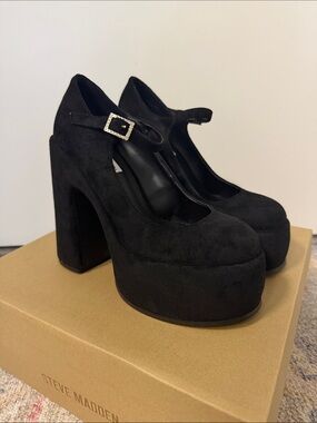 Steve Madden Black Platform Heels